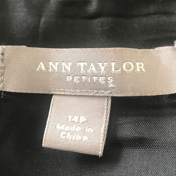 Ann Taylor Black with ecru embroidery skirt - Picture 4 of 5